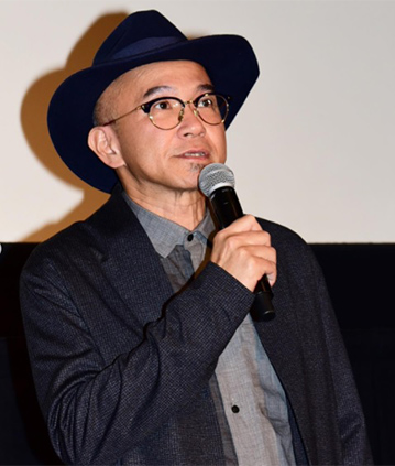 映画監督・青山真治さん死去、57歳　妻とよた真帆がコメント「愛情に深く深く感謝」 
