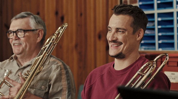 「ファンファーレ!ふたつの音」 幼い時に別れた兄弟の数奇な再会と奇跡の演奏