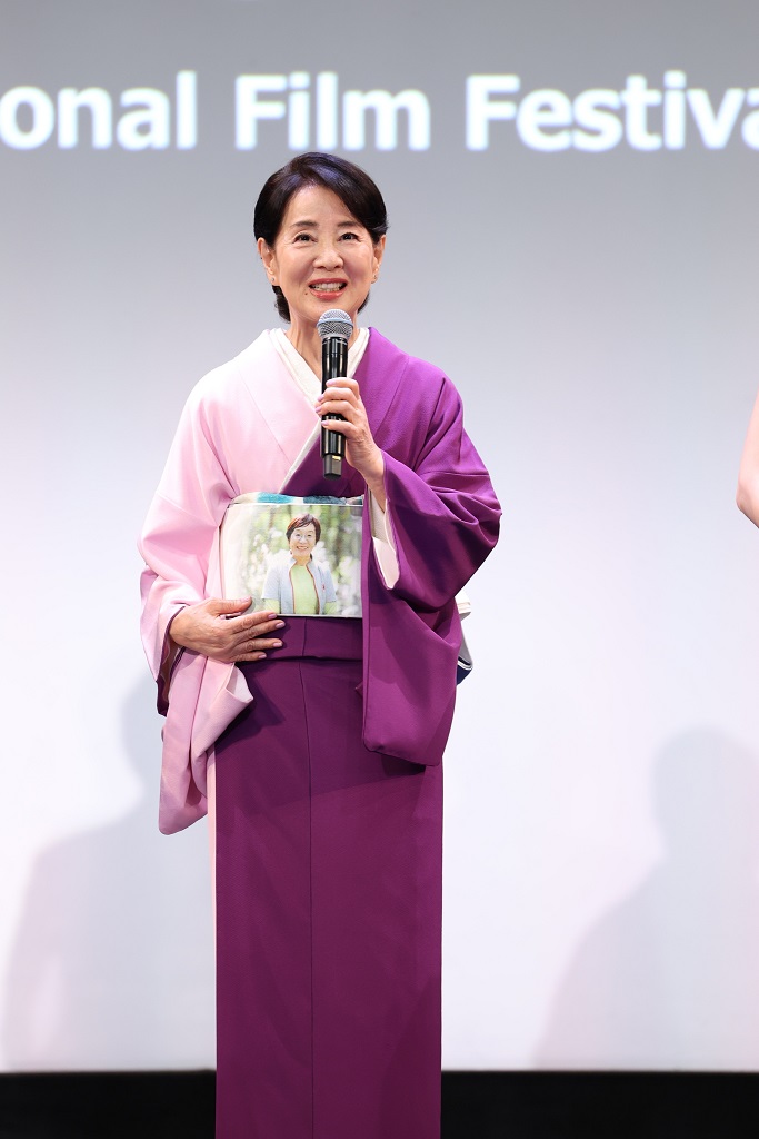 第38回東京国際映画祭開幕 吉永小百合に特別功労賞「これからも映画の道を」