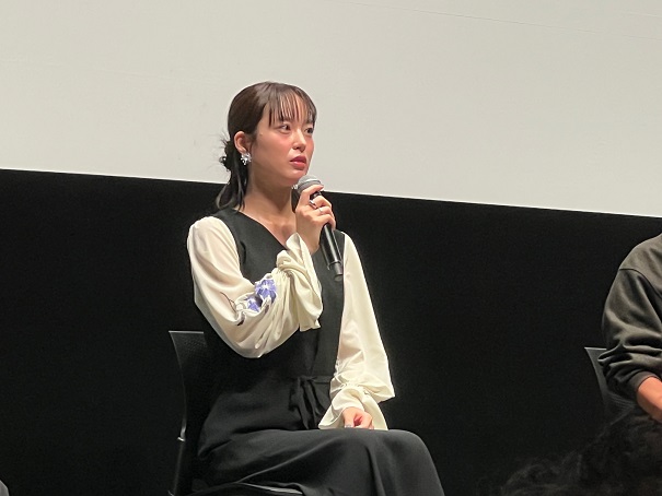 第38回東京国際映画祭コンペ部門「恒星の向こう側」舞台挨拶 乃木坂46・久保史緒里、朝倉あき、中川龍太郎監督登壇