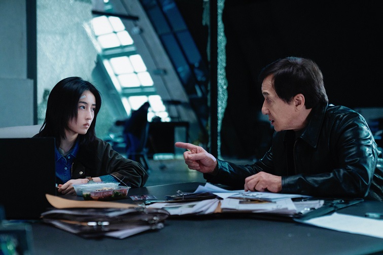 「シャドウズ・エッジ」ジャッキー・チェンが伝説の刑事役で最凶のサイバー犯罪組織と死闘