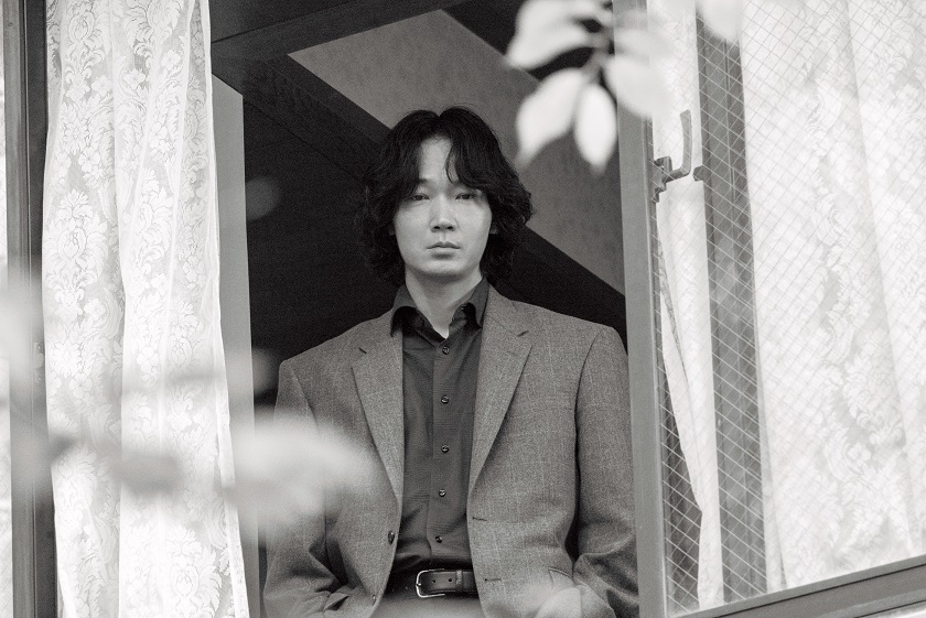 綾野剛主演、荒井晴彦監督「星と月は天の穴」愛と性の純文学的映画