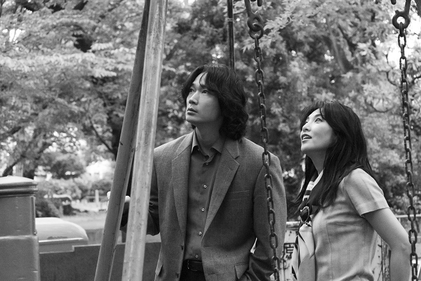 綾野剛主演、荒井晴彦監督「星と月は天の穴」愛と性の純文学的映画