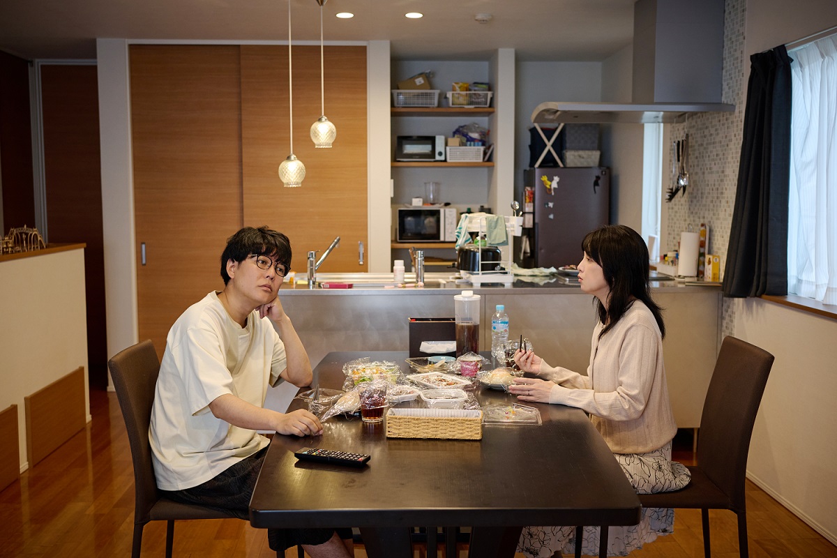 田中麗奈主演“100億円の秀吉の金茶碗”をめぐるクライム・コメディ「黄金泥棒」場面写真＆本編映像解禁