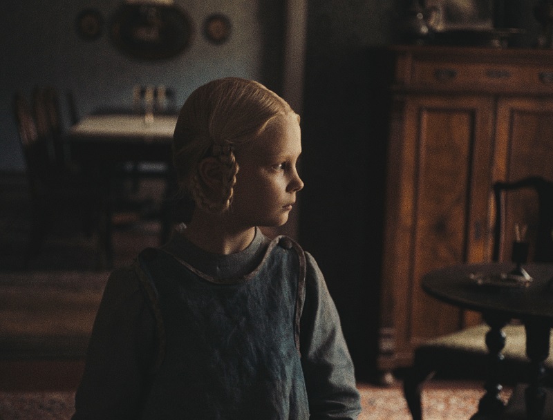 映画「落下音」4つの異なる時代を生きる4人の少女たちが、同じ土地で体験する不可解な出来事 アカデミー賞ドイツ代表、カンヌ審査員賞受賞