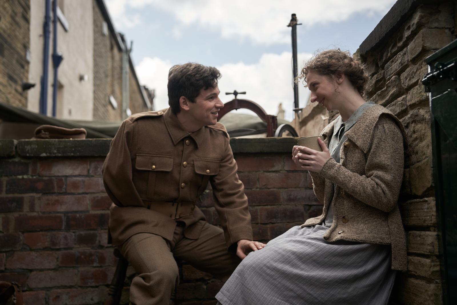 「ザ・コラール 希望を紡ぐ歌」第一次大戦下、存続危機の合唱団が失われた希望を紡ぎ直すヒューマンドラマ 場面写真解禁