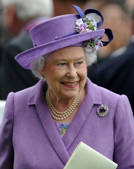 英エリザベス女王死去　96歳 チャールズ皇太子が新国王「チャールズ3世」に即位
